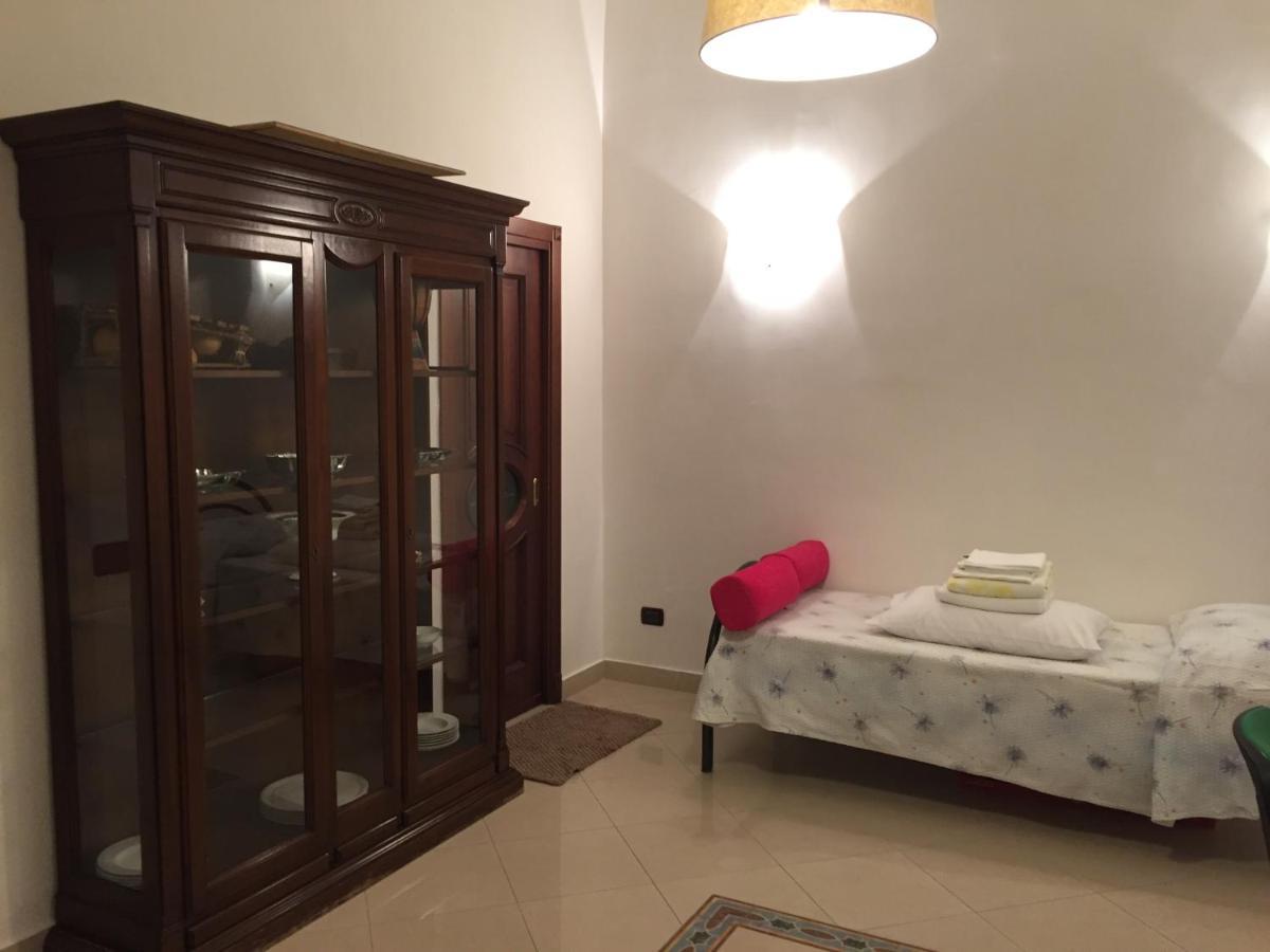 Appartamento Il centro di Napoli Esterno foto