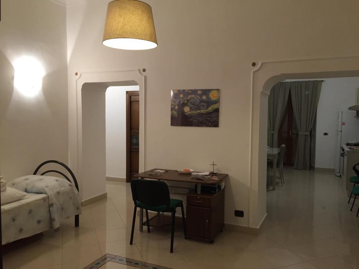 Appartamento Il centro di Napoli Esterno foto