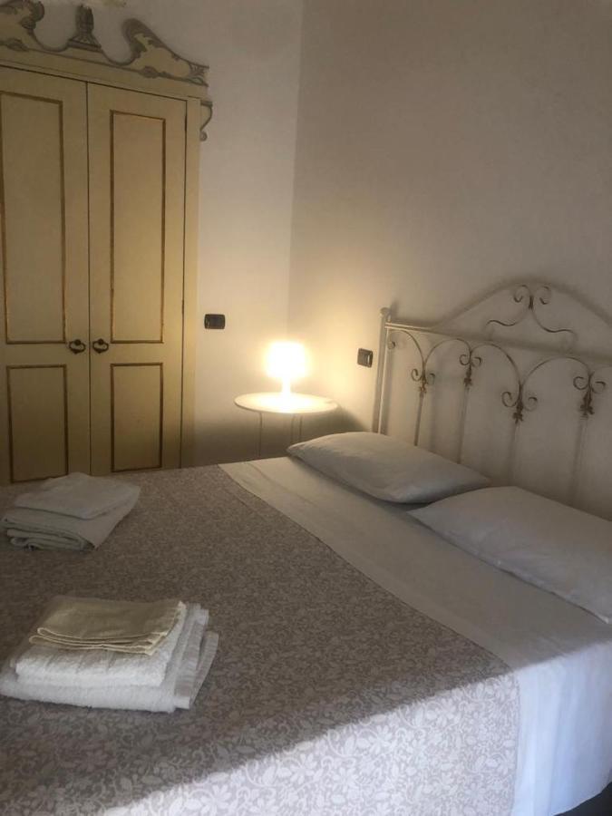 Appartamento Il centro di Napoli Esterno foto